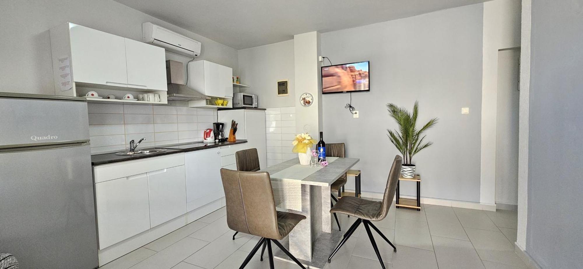 Bella Nina Apartments Šilo Exteriör bild